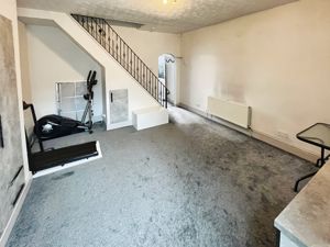 Sitting room- click for photo gallery